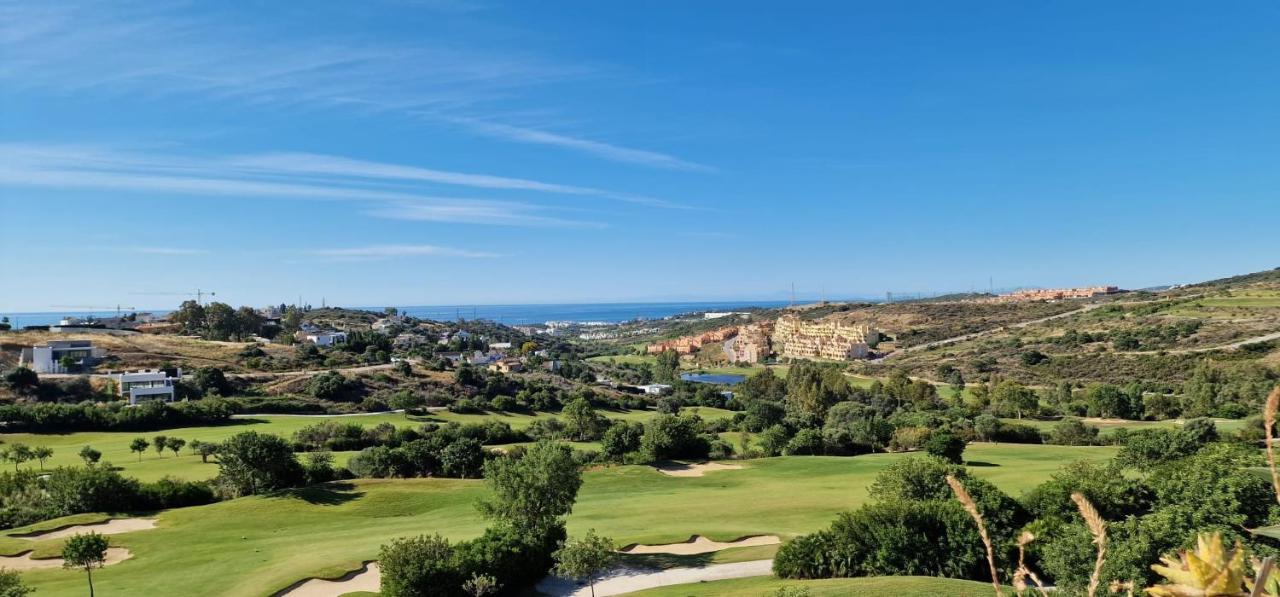 Penthouse Seaview And Golf Valle Romano Estepona Luaran gambar